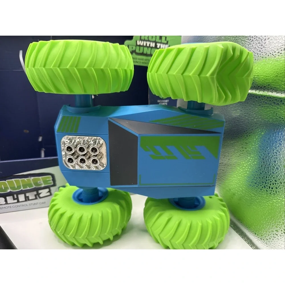 Sharper Image Flip Stunt Bounce Blitz Remote Control Vehicle NO‎ REMOTE